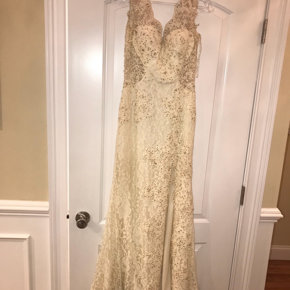 Prom dress with slit for leg includes prom shoes